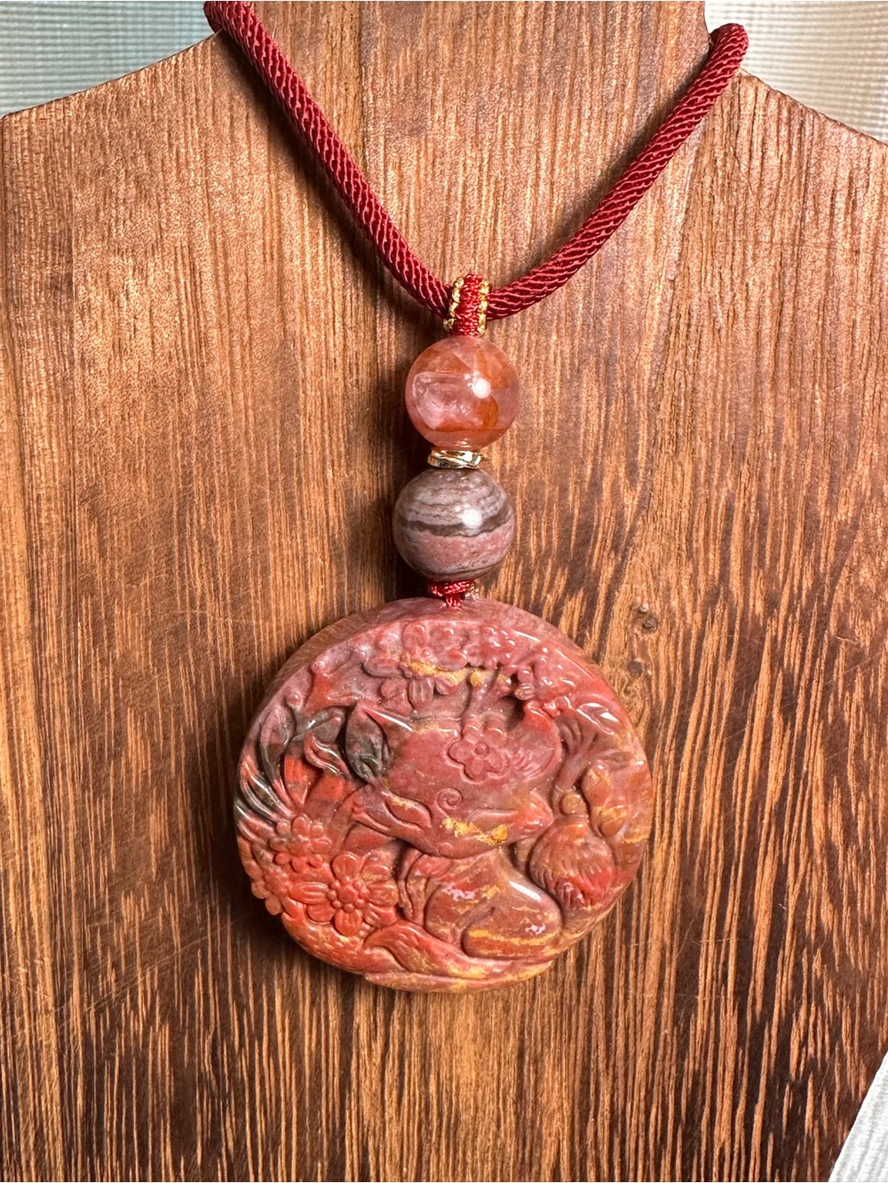 Maroon Ocean Jasper Fox Pendant Necklace with Amethyst on Adjustable Rope - Picture 5 of 13